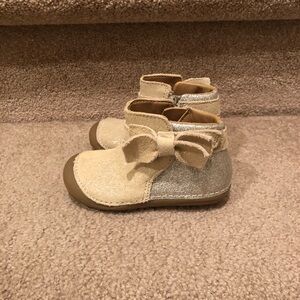 Stride Rite Baby girl booties!